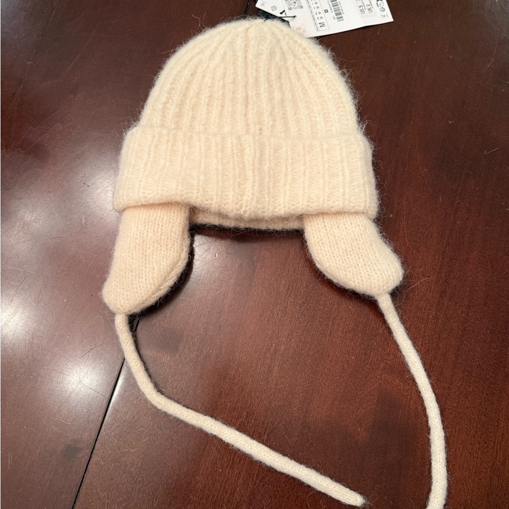 Zara alpaca hat